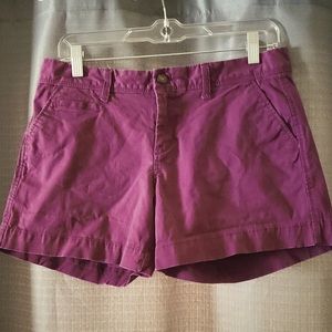Old Navy Perfect 5” Shorts Size 8 in Berry